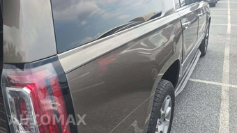 2016 GMC Yukon Denali XL 5SA - miniatura 27