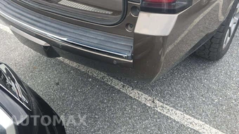 2016 GMC Yukon Denali XL 5SA - miniatura 28
