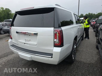 2016 GMC Yukon Denali XL 5SA - miniatura 4