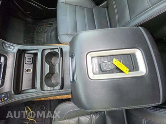 2016 GMC Yukon Denali XL 5SA - miniatura 8
