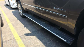 2016 GMC Yukon Denali XL 5SA - miniatura 24
