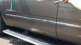 2016 GMC Yukon Denali XL 5SA - miniatura 36
