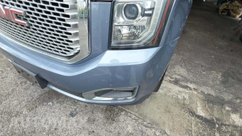 2016 GMC Yukon Denali XL 5SA - miniatura 28