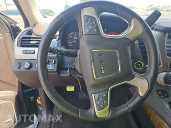 2016 GMC Yukon Denali XL 5SA - miniatura 10