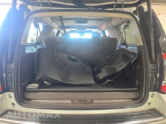 2016 GMC Yukon Denali XL 5SA - miniatura 17