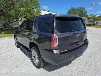 2016 GMC Yukon SLT 4SA - miniatura 2