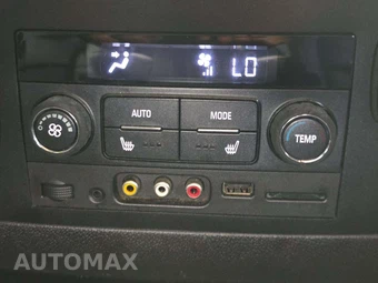 2016 GMC Yukon SLT 4SA - miniatura 31