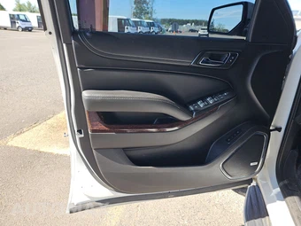 2016 GMC Yukon SLT 4SA – miniatura 9