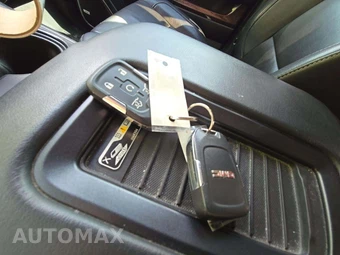 2016 GMC Yukon SLT 4SA – miniatura 5