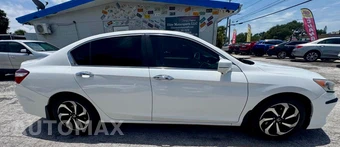 2016 Honda Accord Sedan EX - miniatura 4