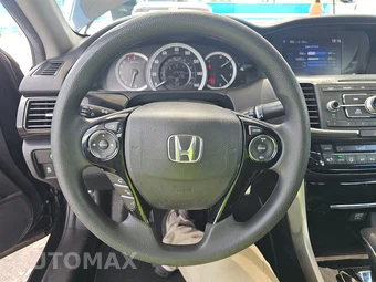 2016 Honda Accord Sedan LX - miniatura 10