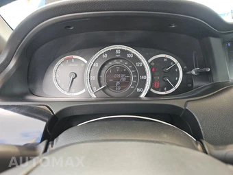 2016 Honda Accord Sedan LX - miniatura 12