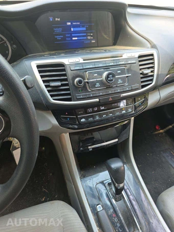 2016 Honda Accord Sedan LX - miniatura 10