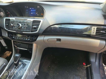 2016 Honda Accord Sedan LX - miniatura 19