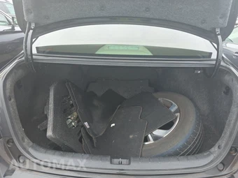 2016 Honda Accord Sedan LX - miniatura 16