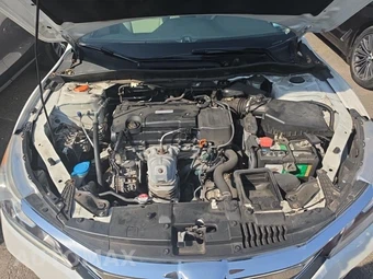 2016 Honda Accord Sedan LX - miniatura 18