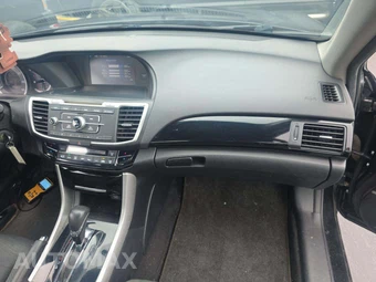 2016 Honda Accord Sedan LX - miniatura 19