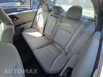 2016 Honda Accord Sedan LX – miniatura 13