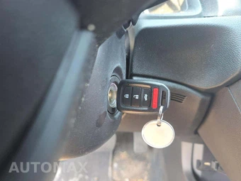 2016 Honda Civic Coupe LX - miniatura 8