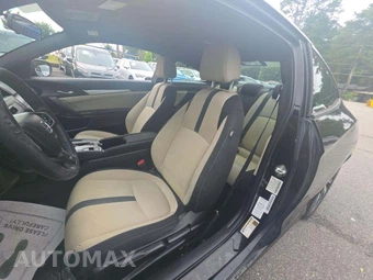 2016 Honda Civic Coupe LX - miniatura 6