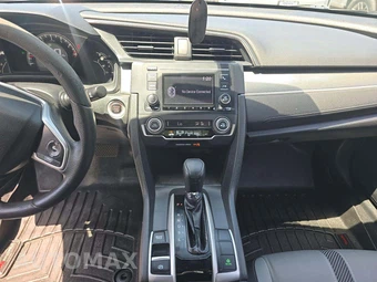 2016 Honda Civic Coupe LX-P - miniatura 10