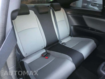 2016 Honda Civic Coupe LX-P - miniatura 16