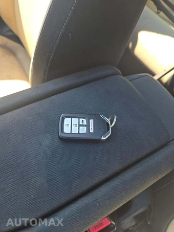 2016 Honda Civic Coupe LX-P - miniatura 8