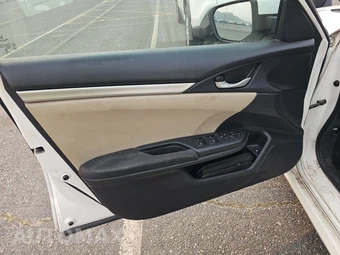 2016 Honda Civic Sedan LX - miniatura 9