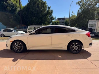2016 Honda Civic Sedan LX - miniatura 7