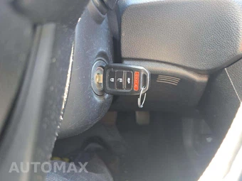 2016 Honda Civic Sedan LX - miniatura 8