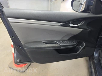 2016 Honda Civic Sedan LX - miniatura 9