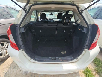 2016 Honda Fit EX - miniatura 13