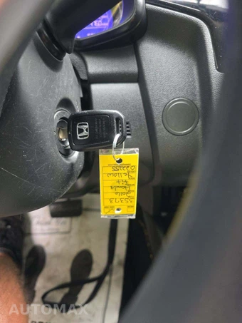 2016 Honda Fit LX – miniatura 8