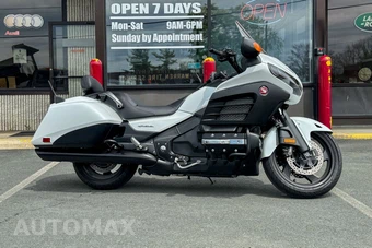 2016 Honda Gold Wing F6B Deluxe - car from the USA, Manheim Buy-Now listing at AUTOMAX