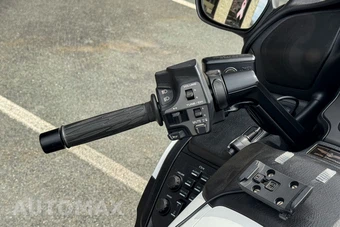2016 Honda Gold Wing F6B Deluxe - miniatura 23