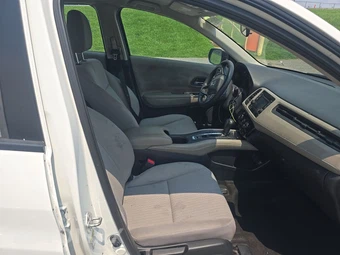 2016 Honda HR-V LX - miniatura 8