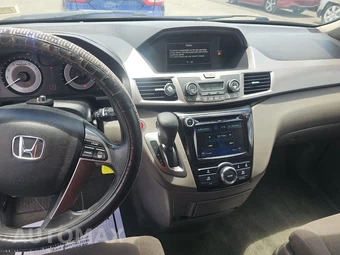 2016 Honda Odyssey EX 118.1" WB - miniatura 11