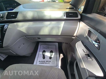2016 Honda Odyssey EX 118.1" WB - miniatura 20