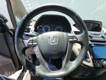 2016 Honda Odyssey EX-L 118.1" WB - miniatura 10
