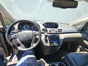 2016 Honda Odyssey EX-L 118.1" WB - miniatura 11