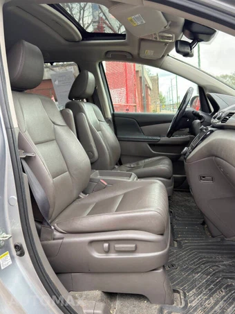 2016 Honda Odyssey EX-L 118.1" WB - miniatura 5