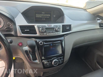 2016 Honda Odyssey EX-L 118.1" WB - miniatura 11