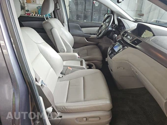 2016 Honda Odyssey EX-L 118.1" WB - miniatura 8