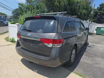 2016 Honda Odyssey EX-L 118.1" WB - miniatura 3