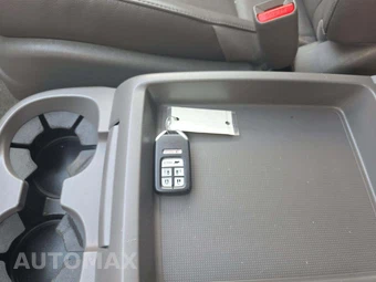 2016 Honda Odyssey EX-L 118.1" WB - miniatura 8