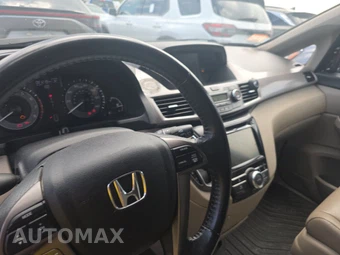2016 Honda Odyssey EX-L 118.1" WB - miniatura 11