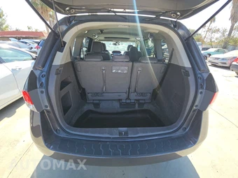 2016 Honda Odyssey EX-L 118.1" WB - miniatura 16