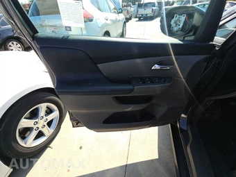 2016 Honda Odyssey EX-L 118.1" WB - miniatura 9