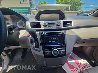 2016 Honda Odyssey EX-L 118.1" WB - miniatura 7