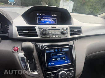 2016 Honda Odyssey EX-L 118.1" WB - miniatura 12